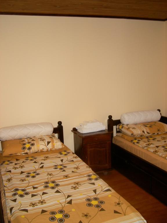 Sinabovite Houses Hotel Badevtsi Phòng bức ảnh