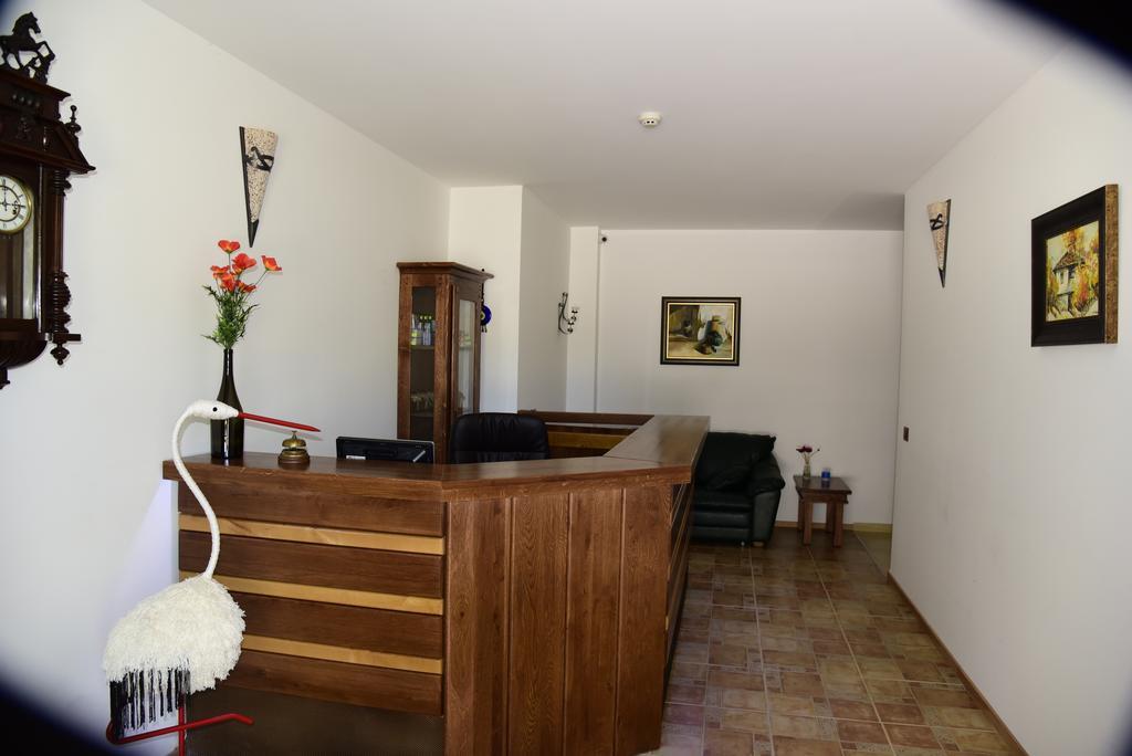 Sinabovite Houses Hotel Badevtsi Ngoại thất bức ảnh