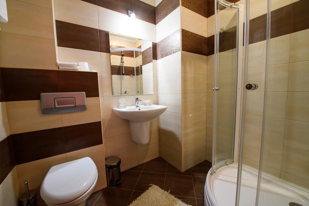 Sinabovite Houses Hotel Badevtsi Ngoại thất bức ảnh