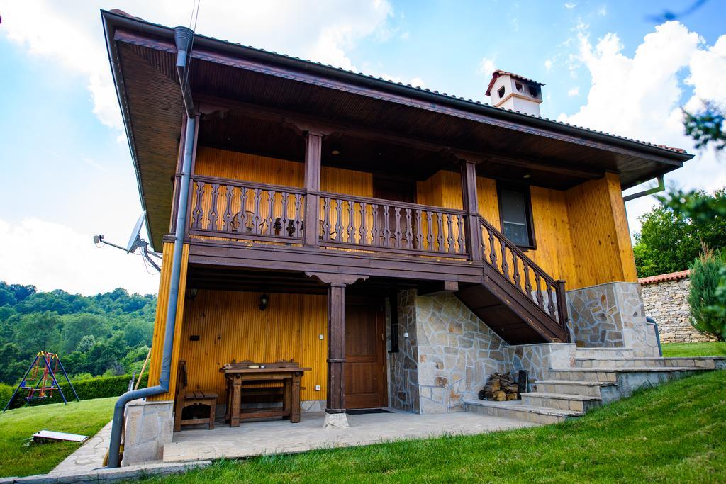 Sinabovite Houses Hotel Badevtsi Ngoại thất bức ảnh
