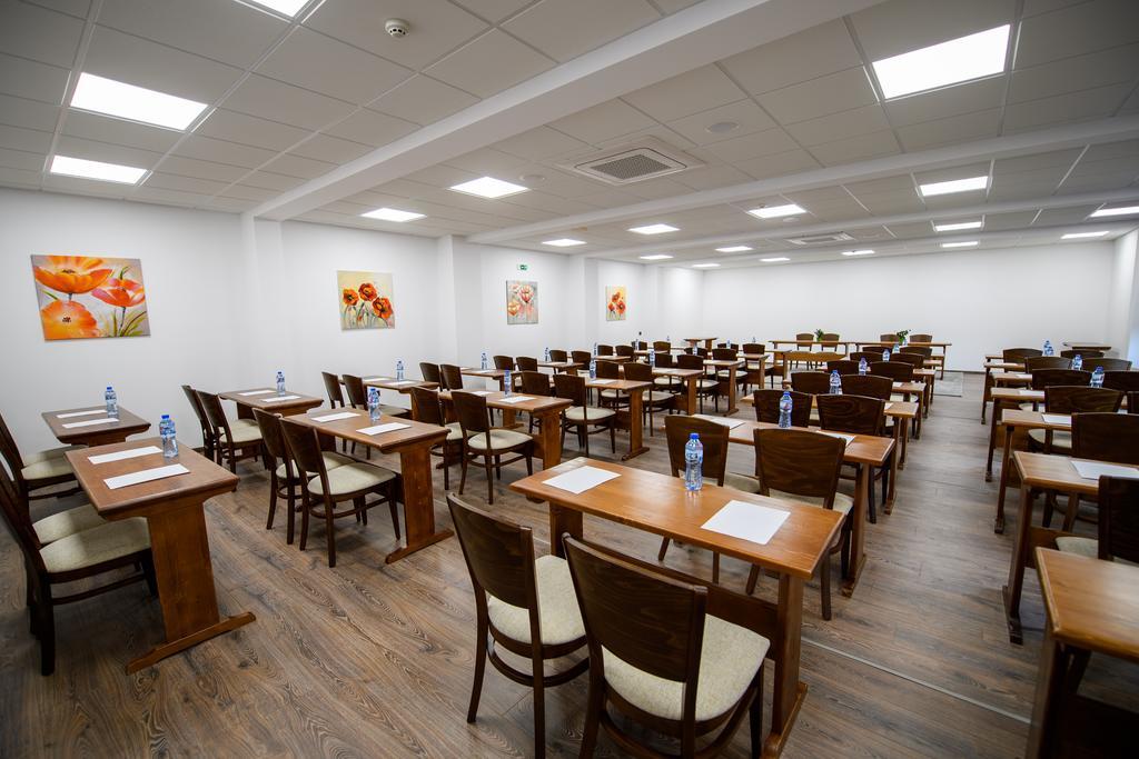 Sinabovite Houses Hotel Badevtsi Ngoại thất bức ảnh