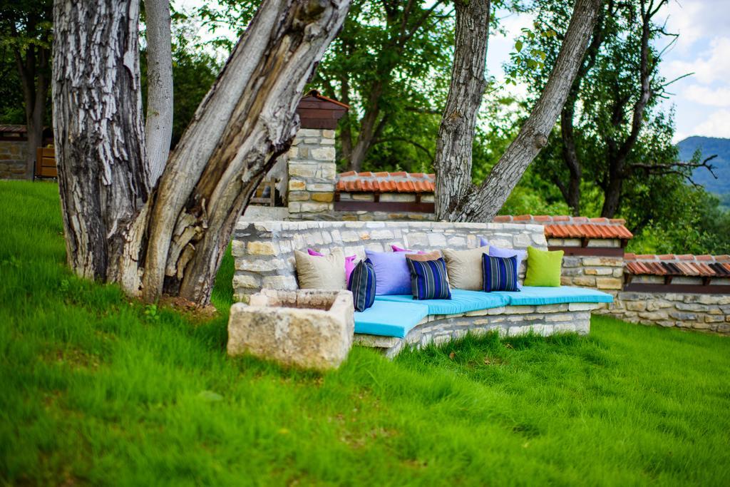 Sinabovite Houses Hotel Badevtsi Ngoại thất bức ảnh